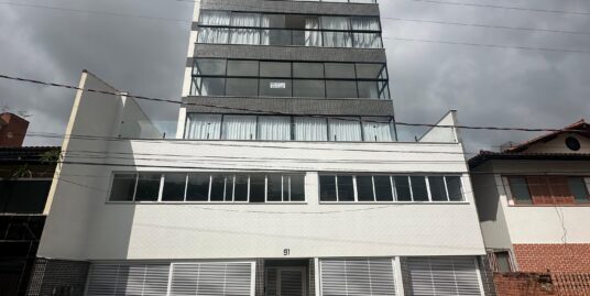 APARTAMENTO COM 04 SUÍTES NO BAIRRO CEL. IZALINO (BAIRRO DA CASA DE SAÚDE)